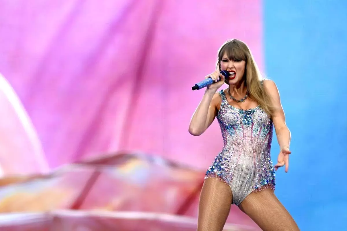Taylor Swift’ten Harris’e Destek, Musk’tan Alay