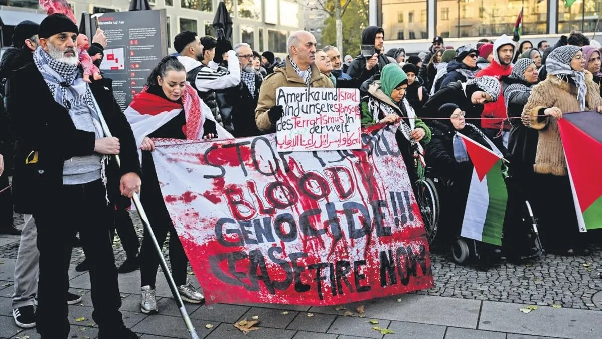 Almanya’da İsrail’e tepki protestosu