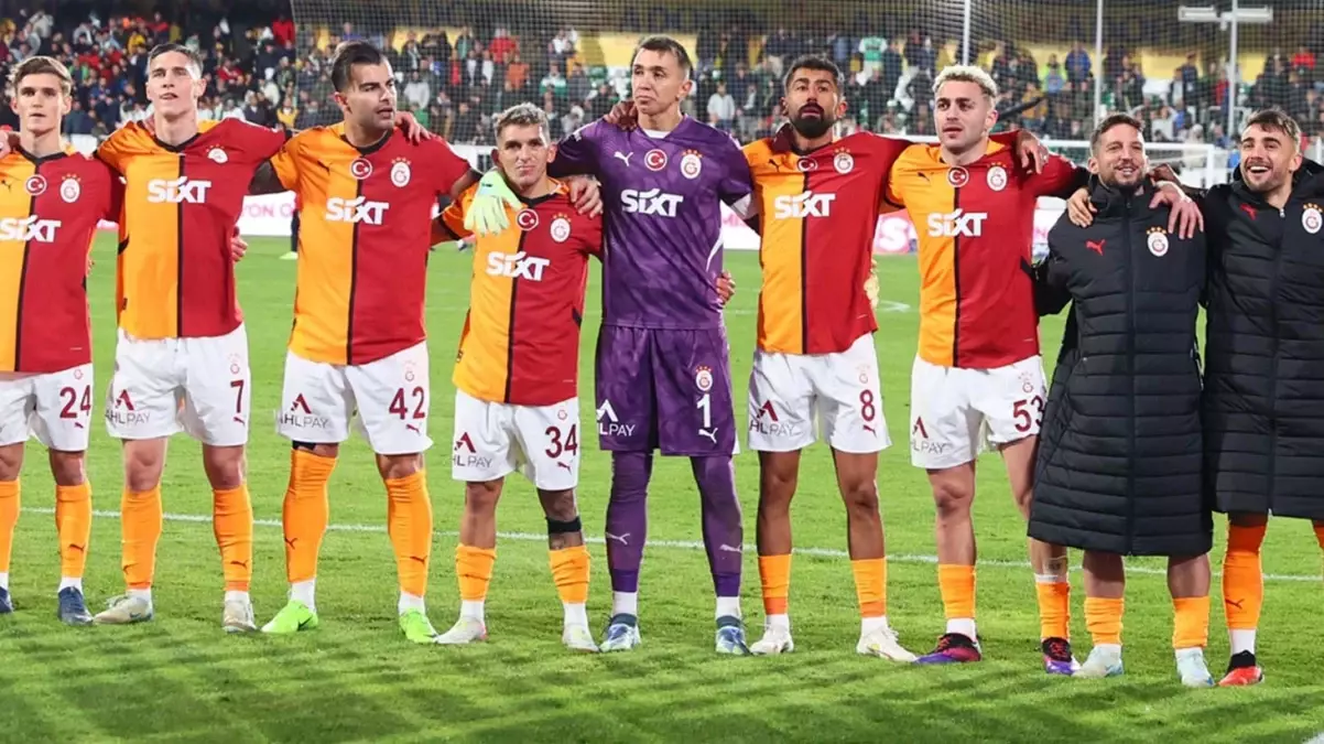 Galatasaray’ın AZ Alkmaar maçı kamp kadrosu belli oldu