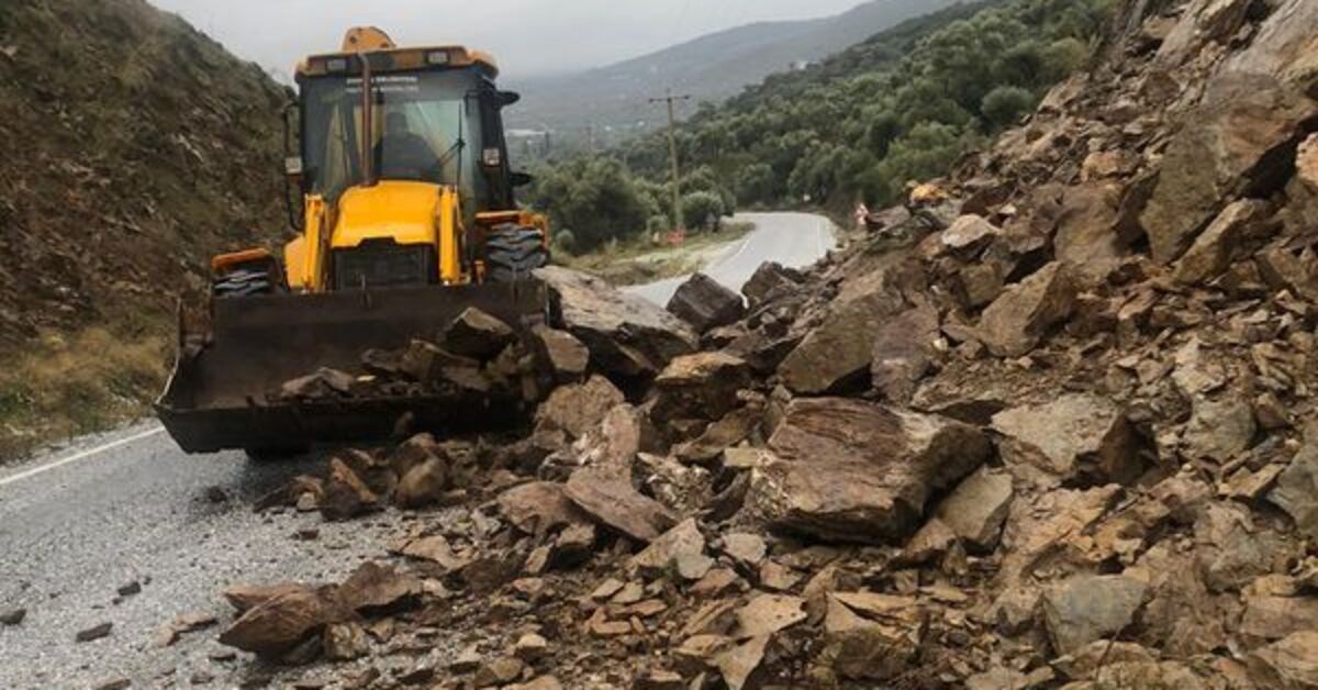 İzmir’in Ödemiş ilçesinde heyelan meydana geldi
