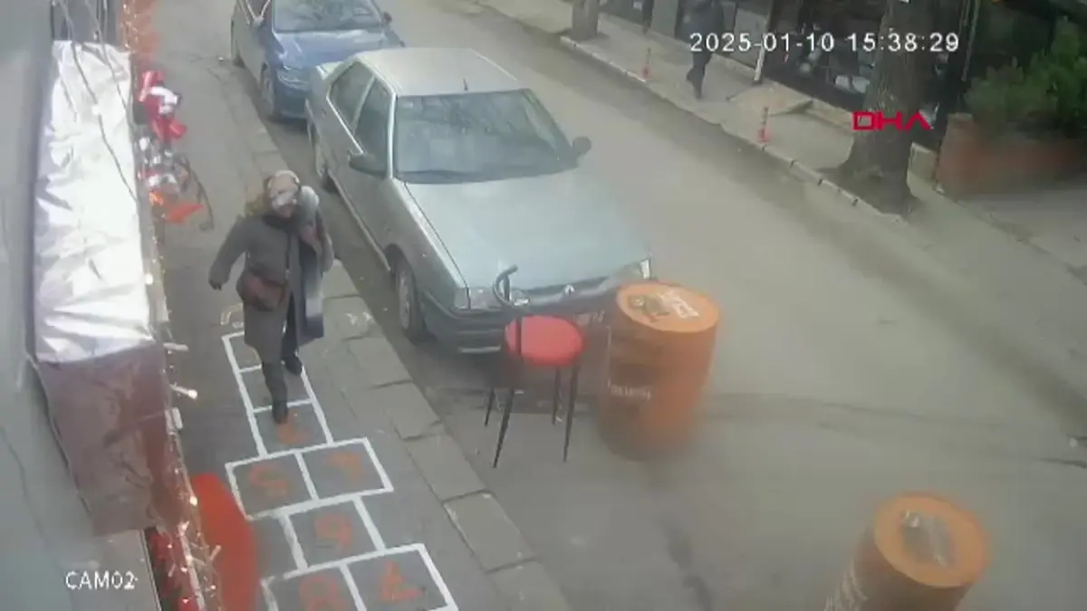 Levent Çelik’in Seksek Oyunu, Ankara’da Mutluluk Dağıtıyor