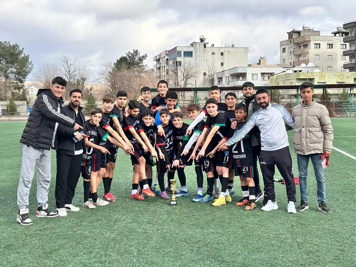 Cizre Dicle Spor U14 Şampiyonu