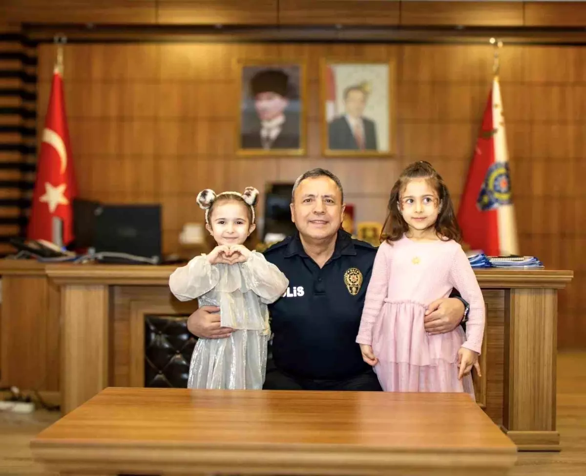 Minik Öğrencilerden Emniyet Müdürü’ne Ziyaret