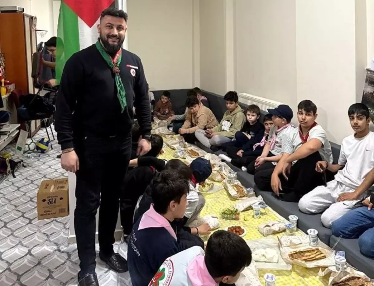 Diyanet İzcileri İftarda Buluştu