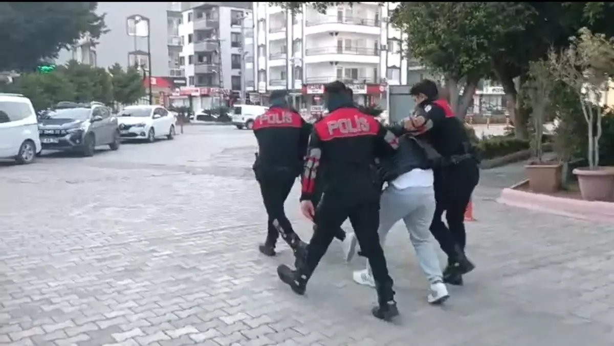 İskenderun’da Berber Dükkanına Silahlı Saldırı